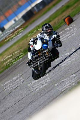 media/Jan-21-2023-Fastrack Riders (Sat) [[fcf3f88a30]]/Level 2/Session 4 Turn 6-Mountian Shot/